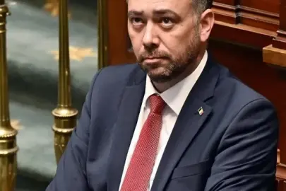 Belçika Dışişleri Bakanı Prevot Rusya'nın Kiev'e yönelik çağrısına tepki gösterdi: Kabul edilemez