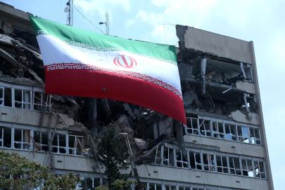 Endonezya Kızılhaçı: İran'a Acil Tıbbi Yardım Malzemeleri Göndereceğiz