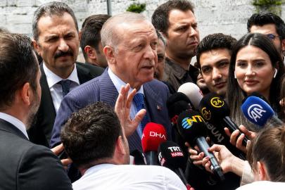 Erdoğan'a lokum ikram edildi, verdiği yanıt dikkat çekti