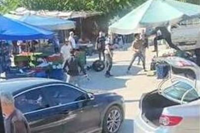 Foça Pazar Yerinde Pazarcılar Arasında Kavga: 7 Gözaltı, Bir Kişi Aranıyor