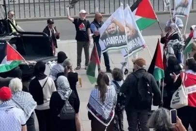 İsveç'te Filistin ve Lübnan'a saldırılarını sürdüren İsrail protesto edildi