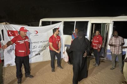 Kızılay'dan Sudan'da 2 bin 100 hisse kurban eti yardımı
