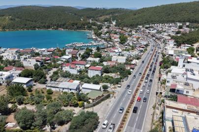 Muğla'daki kara yollarında tatilcilerin bayram dönüşü yoğunluğu sürüyor