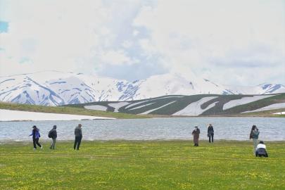 Muş'un doğal güzellikleri bayramda doğaseverleri ağırladı