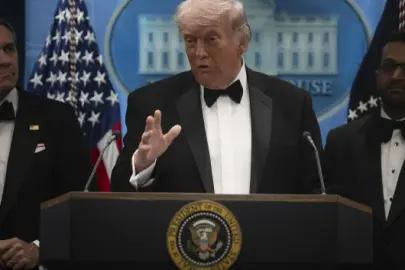 Trump İran uranyumdan vazgeçse de yaptırımların kaldırılmayacağını söyledi: Kurtulamayacaklar