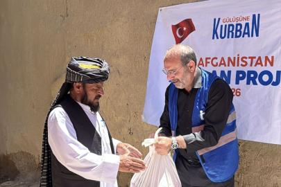 Yetim Vakfı Afganistan'da yaklaşık 10 bin kişiye kurban eti dağıttı