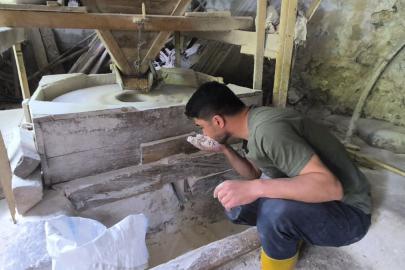 200 yıllık su değirmeni, Toroslar'dan gelen suyla dönüyor