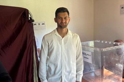 21 yaşındaki Emirhan Çepe, Terskırık Mahallesi'nin yeni muhtarı oldu