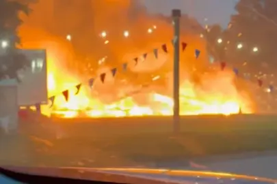 ABD'de havai fişek çadırında korkutan yangın: Binlerce patlayıcı infilak etti