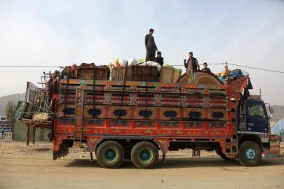 Afganistan: Pakistan'daki 763 Afgan Tutuklu Serbest Bırakıldı, 3.700 Mülteci Geri Döndü