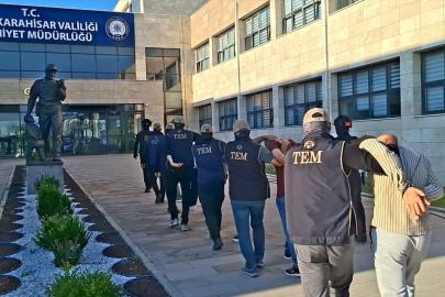 Afyonkarahisar'da terör örgütü DEAŞ operasyonunda 7 zanlı yakalandı