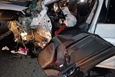 Ağrı'da korkunç kaza: 4'ü ağır, 6 yaralı