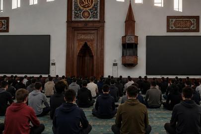 AK Partili vekilin "camide Dünya Kupası" programı müftülükten veto