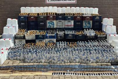 Alanya'da 1750 litre kaçak ve etil alkol ele geçirildi