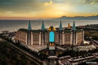 Alman Bild, Delphin Imperial’i Antalya’nın en iyi otelleri arasında gösterdi