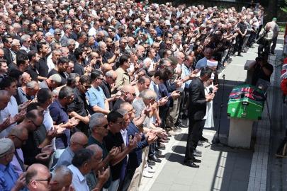 Amasya Üniversitesi Rektör Yardımcısı Prof. Dr. Çekin son yolculuğuna uğurlandı