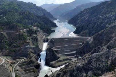 Arkun ve Ayvalı Barajları Türkiye'nin enerji gücüne katkı sağlıyor