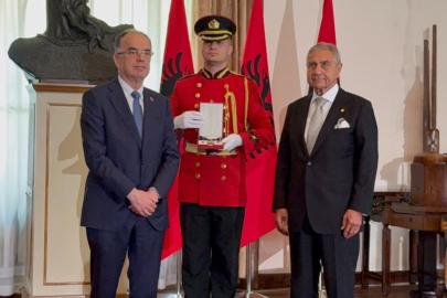 Arnavutluk Devleti’nden Nobel İlaç Onursal Başkanı Hasan Ulusoy’a “Akademik Meşe Nişanı Kumandan Rütbesi”