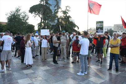 Arnavutluk'ta Trump bağlantılı turizm projesi protestoları 19. gününde sürüyor