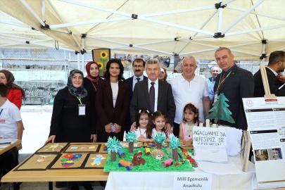 Artvin'de "Harezmi Eğitim Modeli" projelerinin yer aldığı sergi açıldı