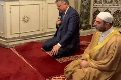 Bakan Çiftçi Emevi Camii'nde Kur'an-ı Kerim tilavet etti