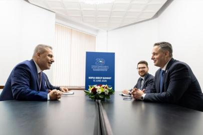 Bakan Fidan, Bosna Hersek Devlet Başkanlığı Konseyi Başkanı Becirovic ile görüştü