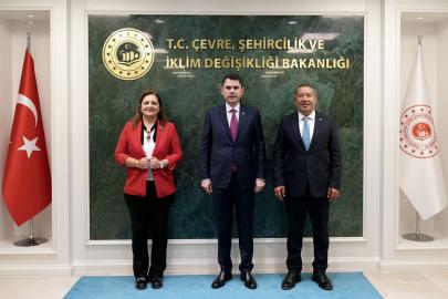 Bakan Kurum, Afyonkarahisar Büyükşehir Belediye Başkanı Köksal'ı kabul etti