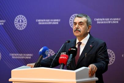 Bakan Tekin, Ümitköy Kız Anadolu İmam Hatip Lisesi mezuniyet törenine katıldı Açıklaması