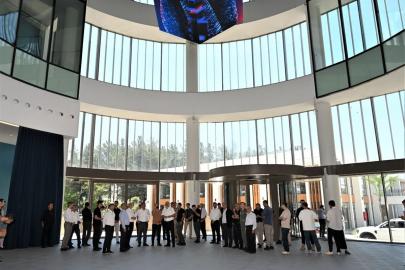 Batman Valisi Canalp Narin Nasıroğlu Bilim Merkezinin inşaatında inceleme yaptı