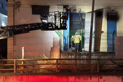 Bayrampaşa'da Trafo Patlaması Tramvay Seferlerini Aksattı