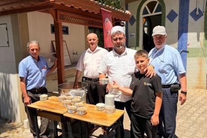 Biga'da vatandaşlara aşure ikram edildi