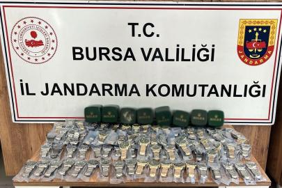Bursa'da 2,5 milyon liralık kaçak saat ele geçirildi; 1 gözaltı
