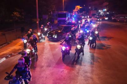Bursa'da bin polisle 'huzur' uygulaması dronla görüntülendi