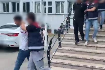 Bursa'da Sahte İş ve Burs Vaadiyle Dolandırıcılık Operasyonu: 4 Şüpheli Suçüstü Yakalandı
