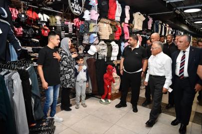 Büyükşehir Belediye Başkanı Büyükkılıç'tan Yeraltı Çarşısı'ndaki esnafa ziyaret
