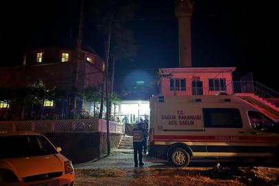 Camide tartıştığı 2 kişiyi bıçaklayarak öldürdü