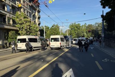 Cenevre'de barışçıl başlayan G7 Zirvesi karşıtı eylem, polisin biber gazlı müdahalesiyle son buldu