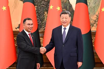 Çin Cumhurbaşkanı Xi, Bangladeş Başbakanı Rahman ile Görüştü