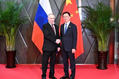 Çin Cumhurbaşkanı Yardımcısı Han, Rusya Devlet Başkanı Putin ile Görüştü