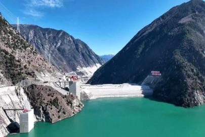 Çin'de Karbondioksit Emisyonlarını 46 Milyon Ton Azaltacak Hidroelektrik Santrali Faaliyete Geçti