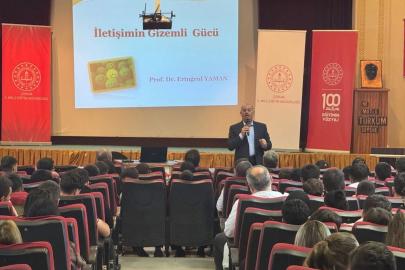 Çorum'da "İletişimin Gizemli Gücü" konulu seminer düzenlendi