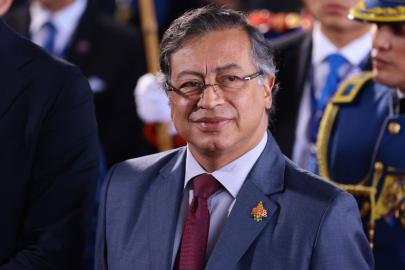 Cumhurbaşkanı Petro'nun görevden uzaklaştırıldığı iddiası Kolombiya'yı karıştırdı