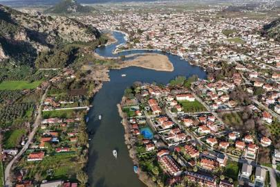 Dalyan Kanalı'nda 'Elektrikli Tekne Dönüşüm Projesi' değerlendirildi