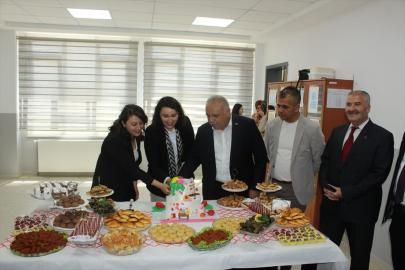 Dodurga Halk Eğitimi Merkezi yıl sonu sergisi açıldı