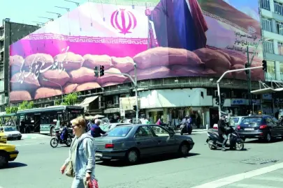 Dört saatlik savaş sonrası Trump'tan tehdit: Bedelini ödeyecekler