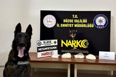 Düzce'de motor bölümünde uyuşturucu bulunan taksinin sürücüsü tutuklandı