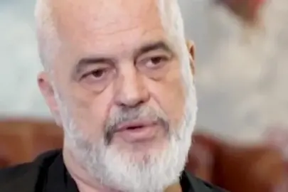 Edi Rama Trump'ların lüks tatil adasına arka çıkıp yüz binlerce insanı hiçe saydı: Bizim için lütuf