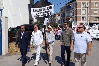 Edirne'de Yunanistan Konsolosluğu önüne 'Çamerya soykırımını unutmadık' yazılı çelenk bıraktılar