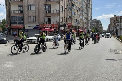 Elazığ'da Yeşilay'ın organizasyonunda sağlıklı yaşam için pedal çevrildi
