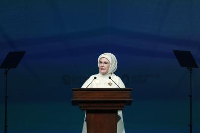 Emine Erdoğan: İklim değişikliği ile mücadelenin birçok yolu olsa da sıfır atık, tüm bu yolları birleştiren bir köprüdür